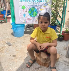 earth day activity celebrated at bragnam pre school zirakpur, punjab (6)